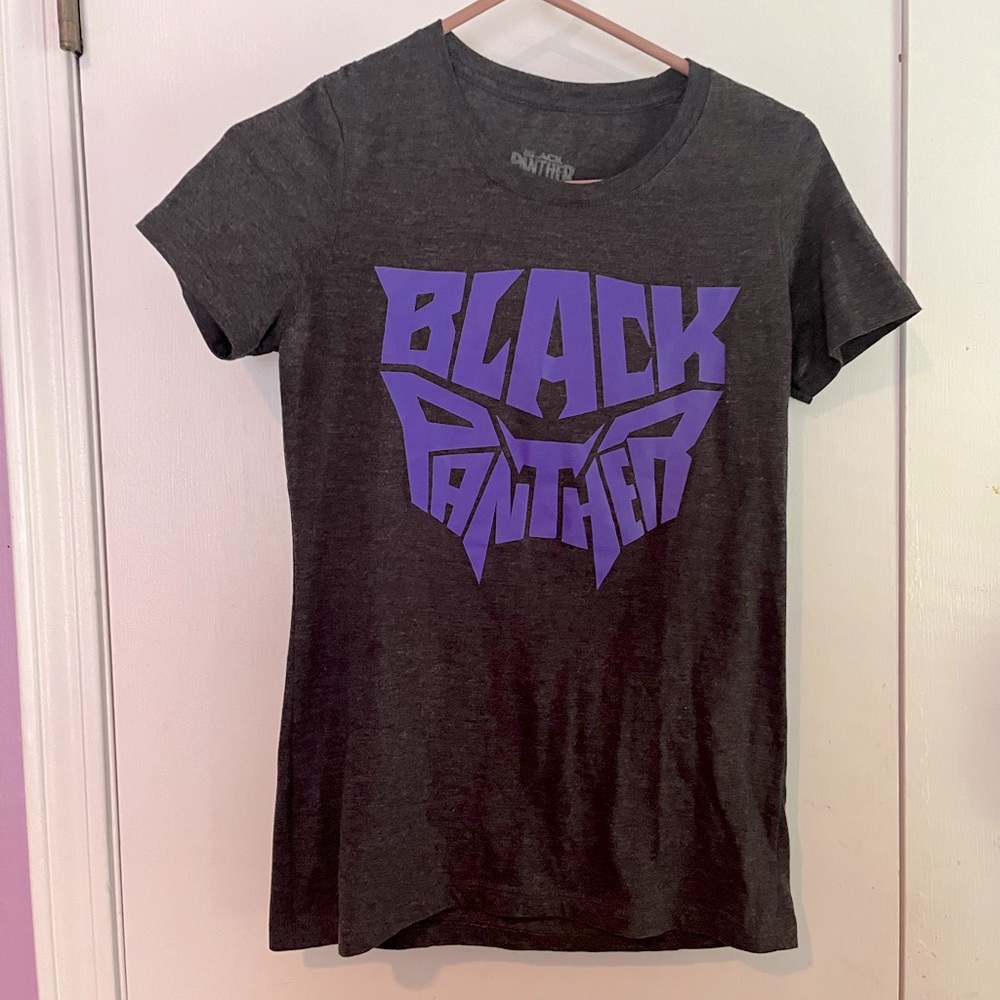 Women’s Small Black Panther t-shirt.